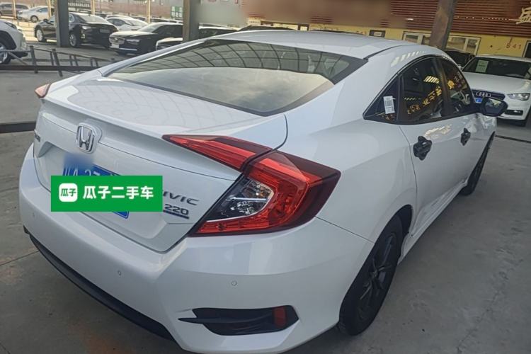 Used Honda Civic 2019 220TURBO CVT Dynamic Edition China VI Rear Right 45 Deg