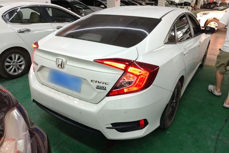 Used Honda Civic 2019 220TURBO CVT Dynamic Edition China VI Rear Right 45 Deg