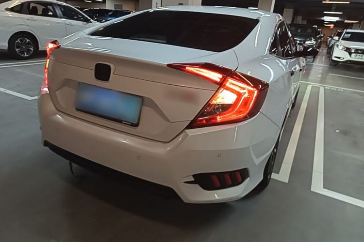 Used Honda Civic 2019 220TURBO CVT Dynamic Edition China VI Rear Right 45 Deg