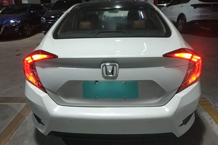 Used Honda Civic 2019 220TURBO Manual Jinkong Edition China VI Rear