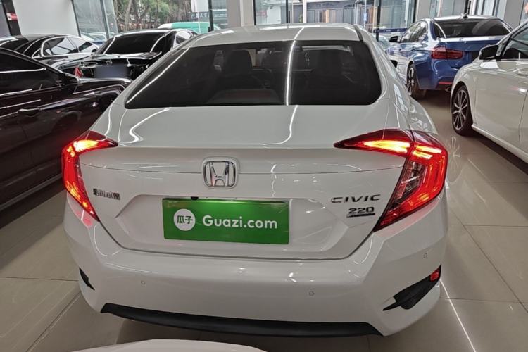 Used Honda Civic 2019 220TURBO CVT Dynamic Edition China VI Rear