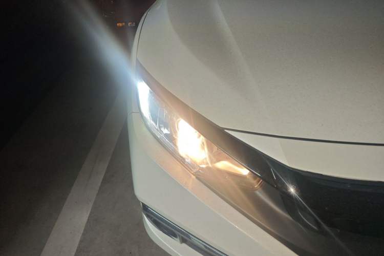 Used Honda Civic 2019 220TURBO CVT Dynamic Edition China VI Right Front Headlight