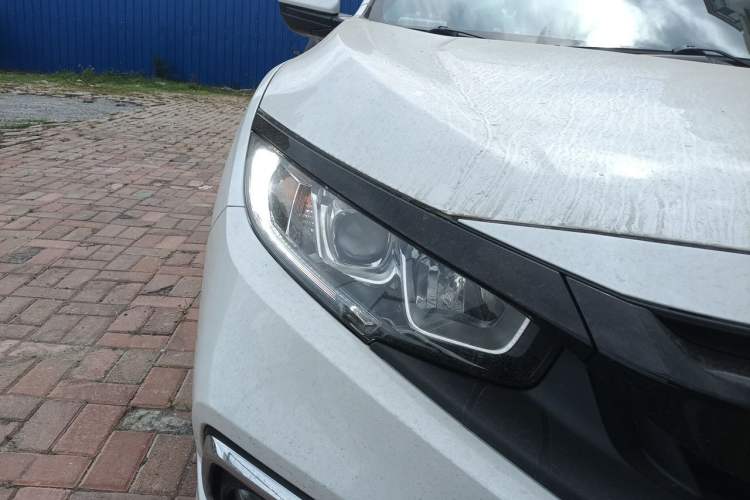 Used Honda Civic 2019 220TURBO CVT Dynamic Edition China VI Right Front Headlight