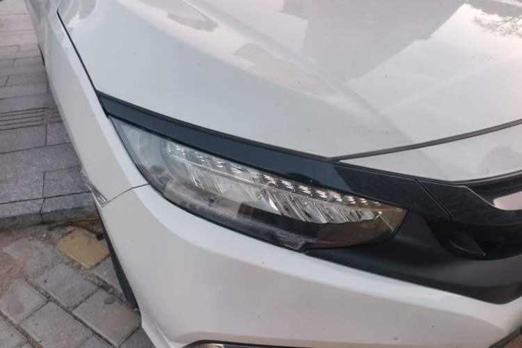 Used Honda Civic 2019 180TURBO CVT Shangqing Edition China V Right Front Headlight