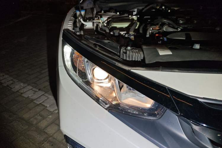 Used Honda Civic 2019 220TURBO CVT Dynamic Edition China VI Right Front Headlight