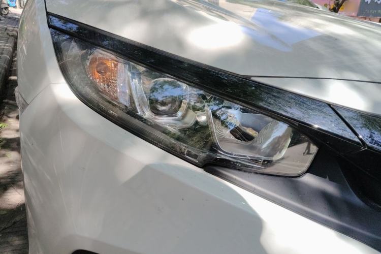Used Honda Civic 2019 220TURBO CVT Dynamic Edition China VI Right Front Headlight