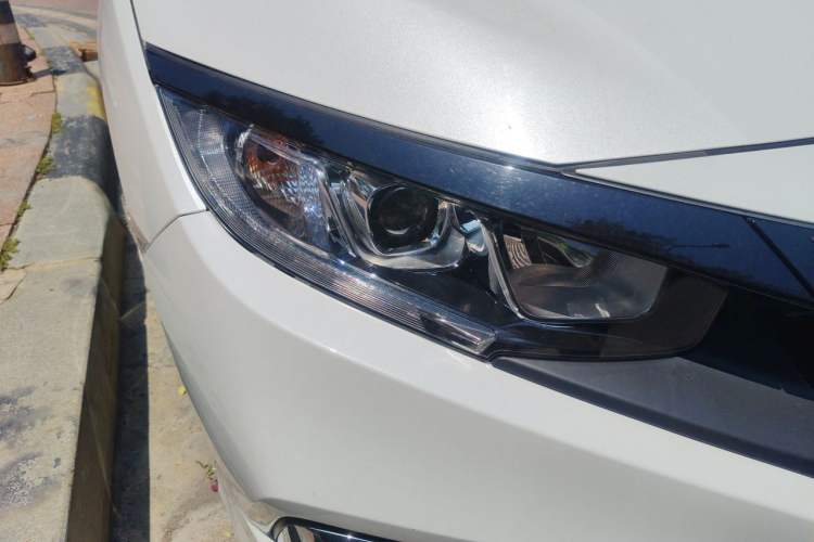 Used Honda Civic 2019 220TURBO CVT Dynamic Edition China VI Right Front Headlight