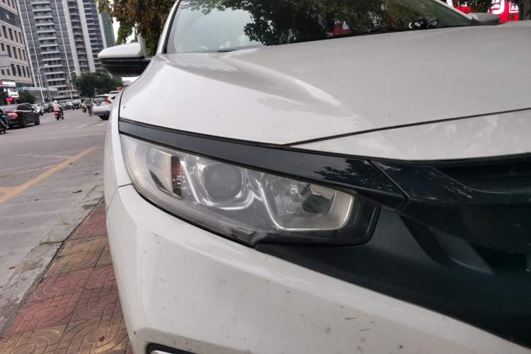 Used Honda Civic 2019 220TURBO CVT Dynamic Edition China VI Right Front Headlight