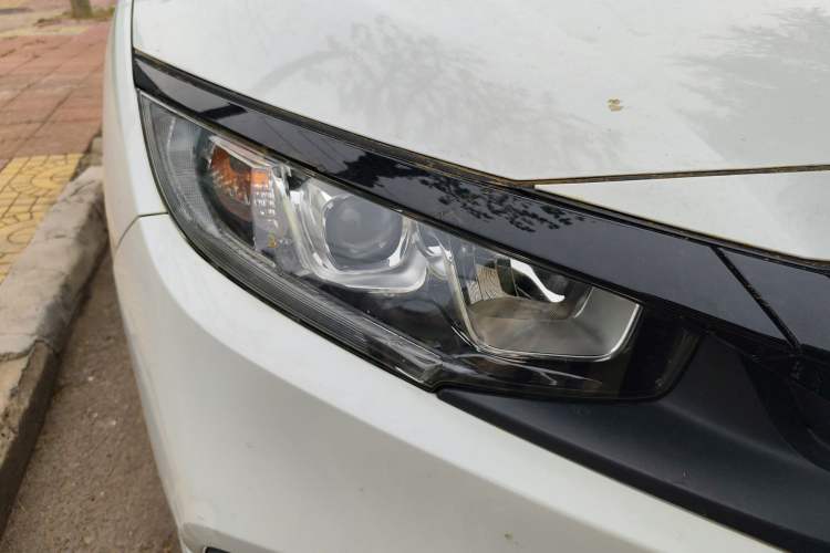 Used Honda Civic 2019 220TURBO CVT Dynamic Edition China VI Right Front Headlight