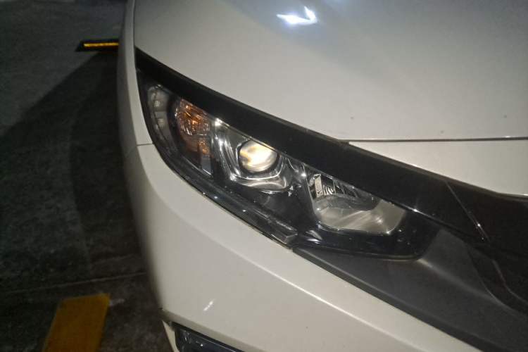 Used Honda Civic 2019 220TURBO CVT Dynamic Edition China VI Right Front Headlight