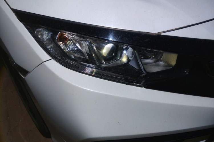 Used Honda Civic 2019 220TURBO CVT Dynamic Edition China VI Emission Standard Right Front Headlight