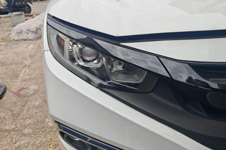 Used Honda Civic 2019 220TURBO CVT Dynamic Edition China VI Right Front Headlight