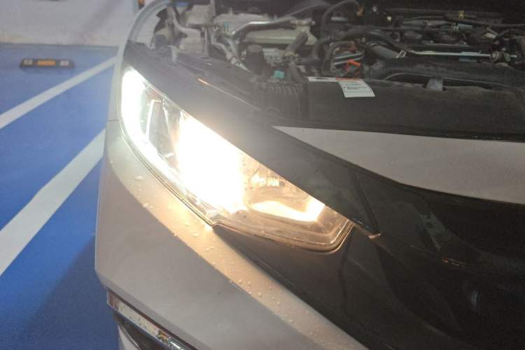 Used Honda Civic 2019 220TURBO CVT Dynamic Edition China VI Right Front Headlight