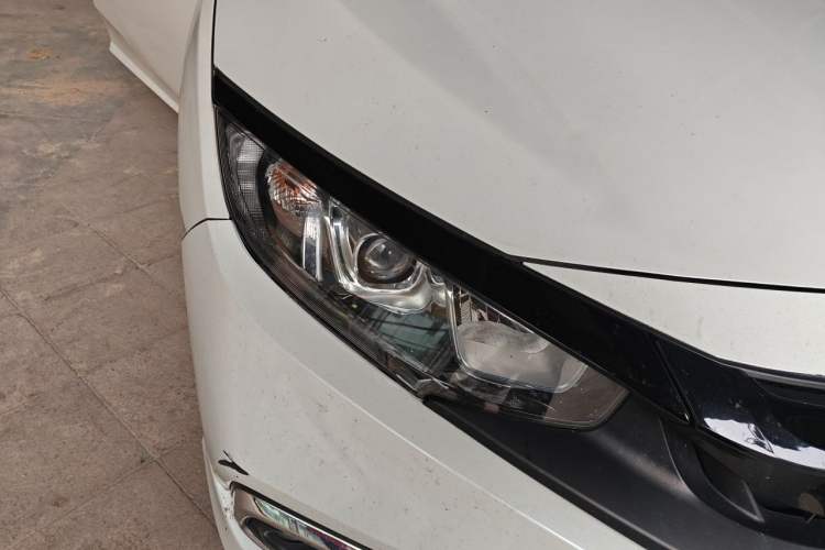 Used Honda Civic 2019 220TURBO CVT Dynamic Edition China VI Right Front Headlight