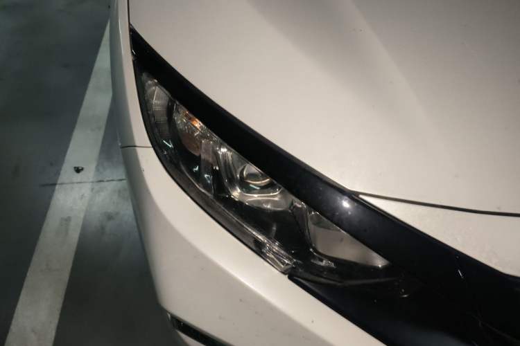 Used Honda Civic 2019 220TURBO CVT Dynamic Edition China VI Right Front Headlight