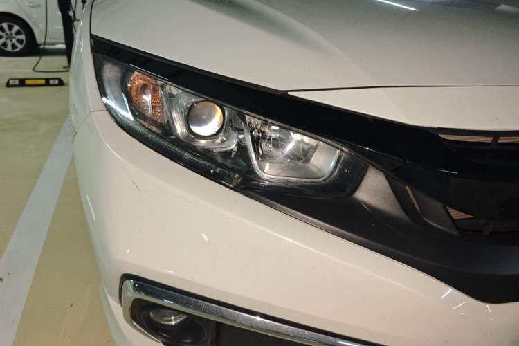 Used Honda Civic 2019 220TURBO CVT Dynamic Edition China V Right Front Headlight