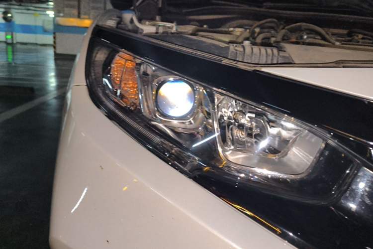 Used Honda Civic 2019 220TURBO CVT Dynamic Edition China VI Emission Standard Right Front Headlight