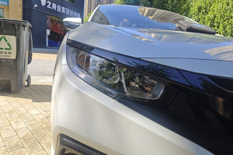 Used Honda Civic 2019 220TURBO CVT Dynamic Edition China VI Right Front Headlight