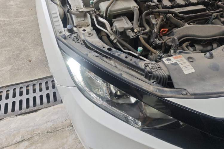 Used Honda Civic 2019 220TURBO CVT Dynamic Edition China VI Right Front Headlight