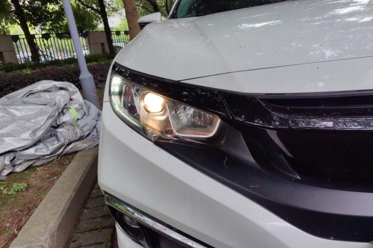 Used Honda Civic 2019 220TURBO CVT Dynamic Edition China VI Right Front Headlight