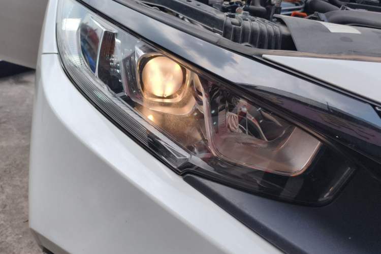 Used Honda Civic 2019 220TURBO CVT Dynamic Edition China VI Right Front Headlight