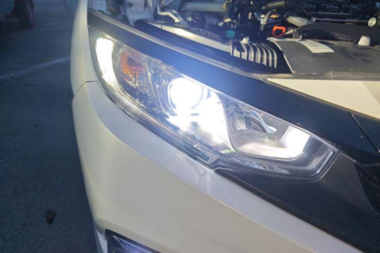 Used Honda Civic 2019 220TURBO CVT Dynamic Edition China VI Right Front Headlight