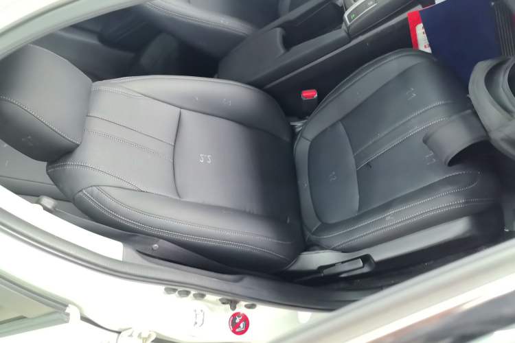 Used Honda Civic 2019 180TURBO CVT Shangdong Edition China VI Right Front Seat