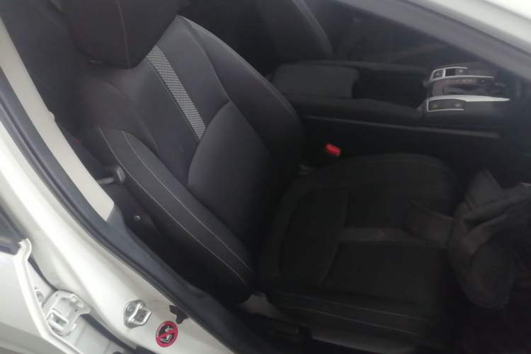 Used Honda Civic 2019 180TURBO CVT Shangdong Edition China VI Right Front Seat