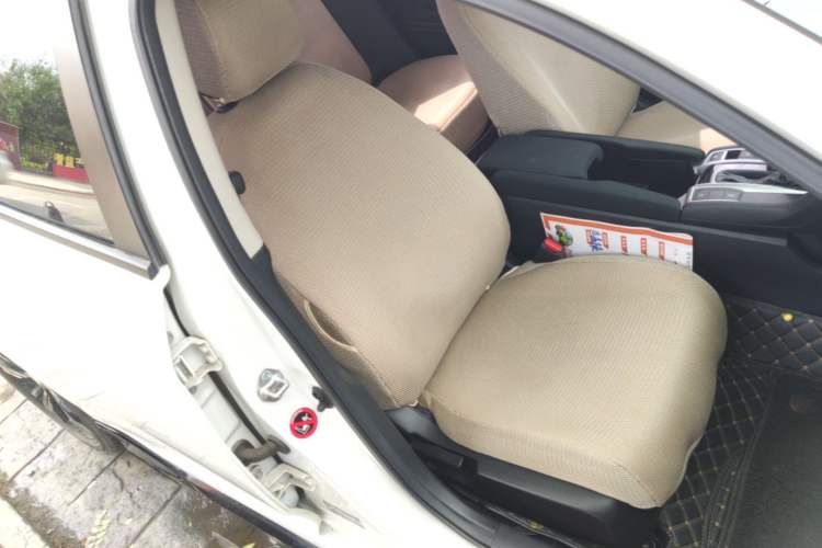 Used Honda Civic 2019 220TURBO CVT Dynamic Edition China V Emission Standard Right Front Seat
