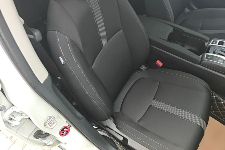 Used Honda Civic 2019 220TURBO CVT Dynamic Edition China VI Emission Standard Right Front Seat