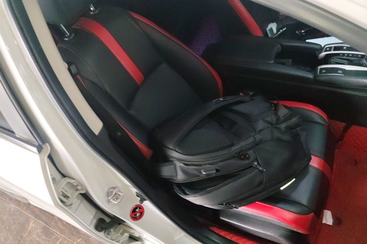 Used Honda Civic 2019 220TURBO CVT Dynamic Edition China VI Right Front Seat