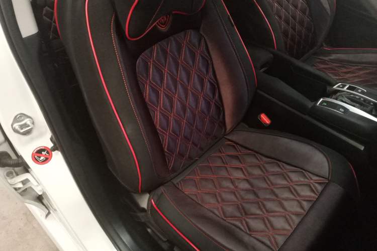 Used Honda Civic 2019 220TURBO CVT Dynamic Edition China V Right Front Seat