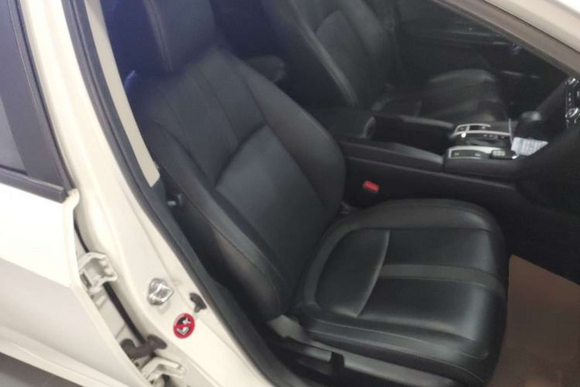 Used Honda Civic 2019 220TURBO CVT Power Edition China VI Emission Standard Right Front Seat
