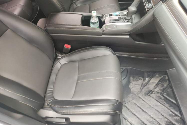 Used Honda Civic 2019 220TURBO CVT Dynamic Edition China VI Emission Standard Right Front Seat