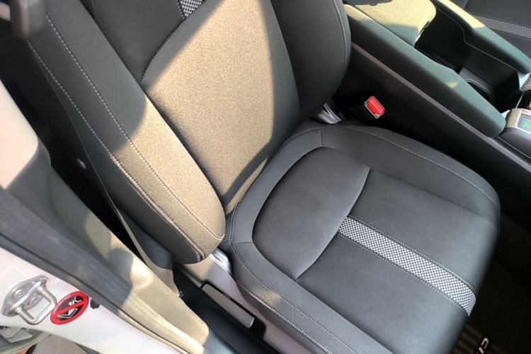 Used Honda Civic 2019 220TURBO CVT Dynamic Edition China VI Emission Standard Right Front Seat