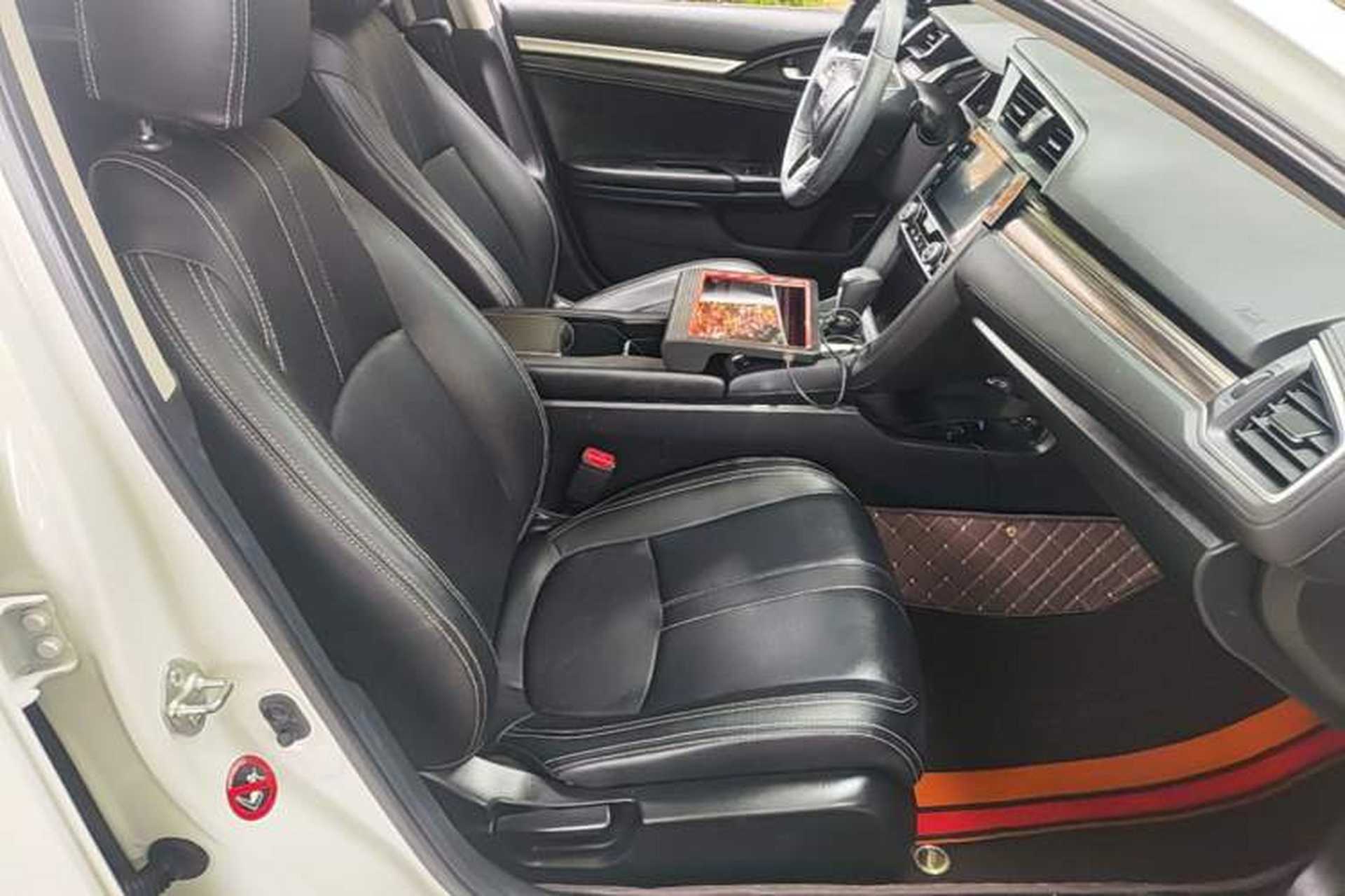 Used Honda Civic 2019 220TURBO CVT Dynamic Edition China VI Right Front Seat