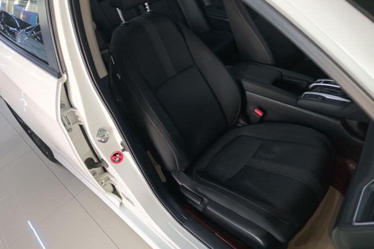Used Honda Civic 2019 220TURBO CVT Dynamic Edition China VI Right Front Seat