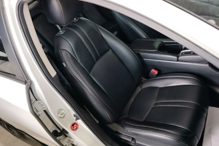 Used Honda Civic 2019 220TURBO CVT Dynamic Edition China VI Emission Standard Right Front Seat