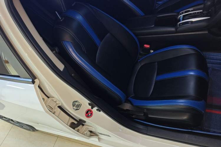 Used Honda Civic 2019 220TURBO CVT Dynamic Edition China VI Right Front Seat
