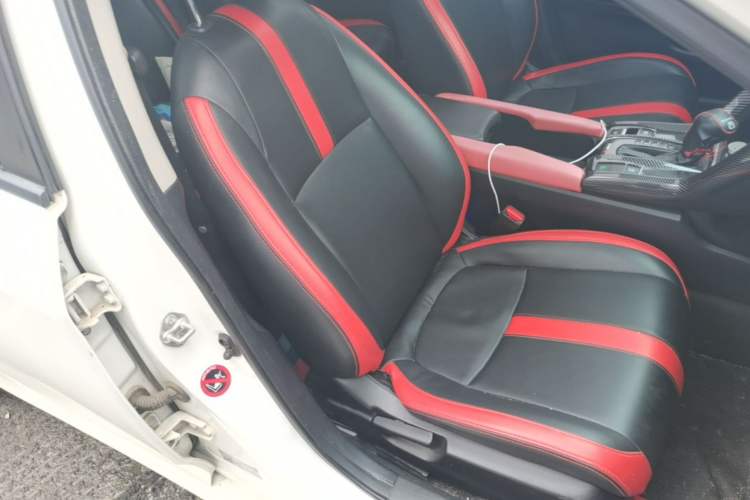 Used Honda Civic 2019 220TURBO CVT Dynamic Edition China VI Right Front Seat