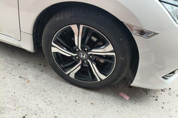 Used Honda Civic 2019 220TURBO CVT Power Edition China VI Emission Standard Right Front Wheel Hub