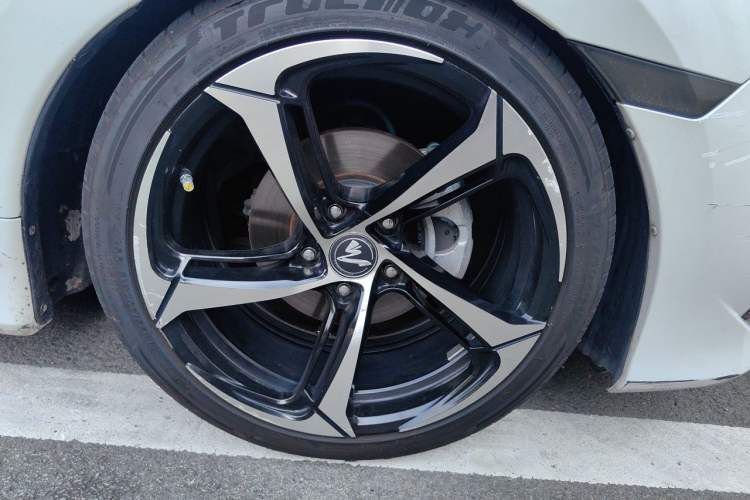 Used Honda Civic 2019 220TURBO CVT Dynamic Edition China VI Right Front Wheel Hub