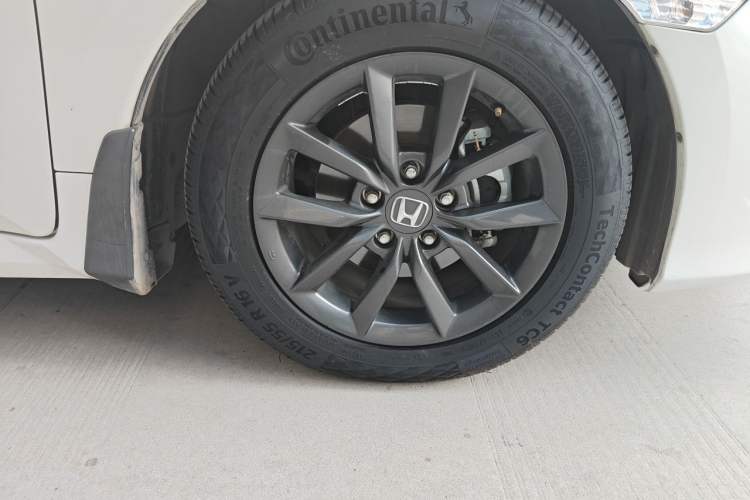 Used Honda Civic 2019 220TURBO CVT Dynamic Edition China V Right Front Wheel Hub