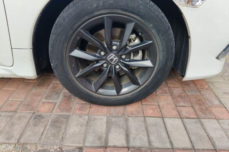 Used Honda Civic 2019 220TURBO CVT Dynamic Edition China VI Right Front Wheel Hub