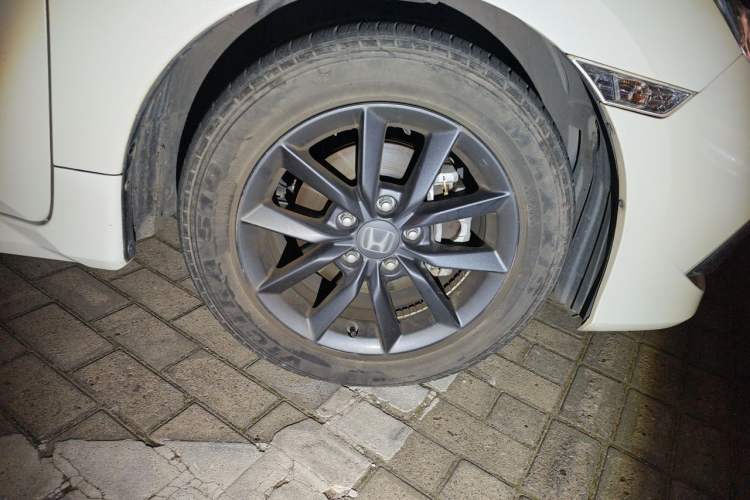 Used Honda Civic 2019 220TURBO CVT Dynamic Edition China VI Right Front Wheel Hub