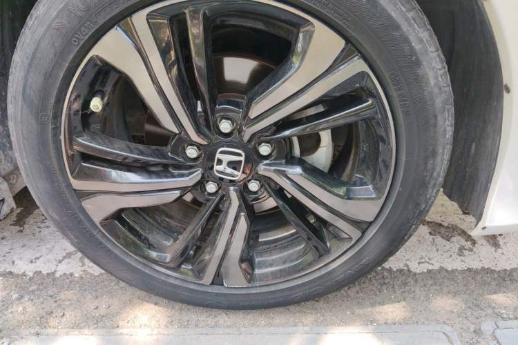 Used Honda Civic 2019 220TURBO CVT Dynamic Edition China VI Emission Standard Right Front Wheel Hub