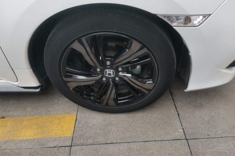 Used Honda Civic 2019 220TURBO CVT Ignition Edition China VI Emission Standard Right Front Wheel Hub