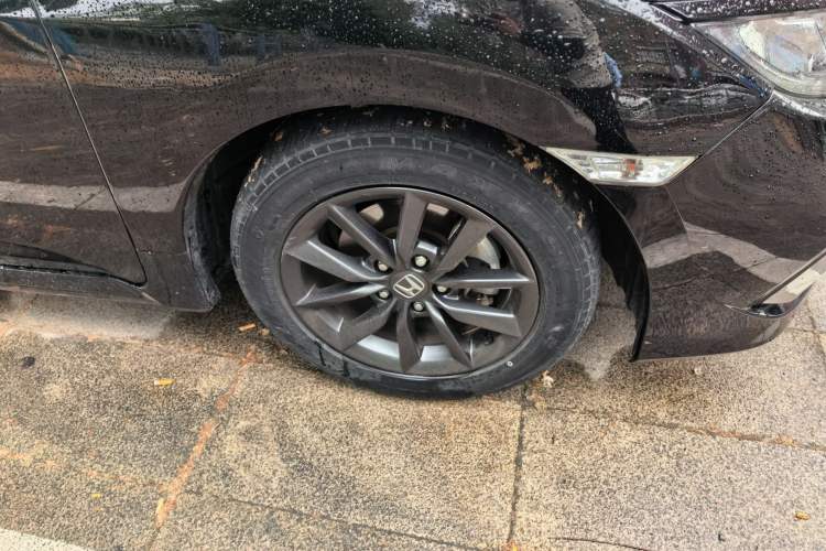 Used Honda Civic 2019 220TURBO CVT Dynamic Edition China VI Right Front Wheel Hub