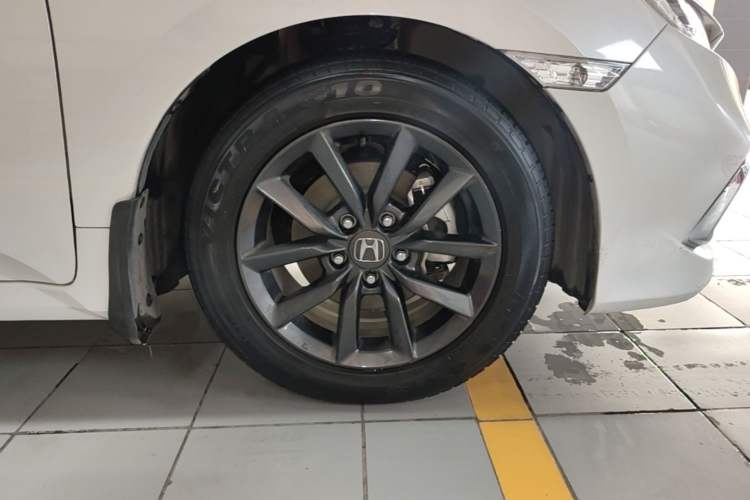 Used Honda Civic 2019 180TURBO CVT Shangdong Edition China VI Right Front Wheel Hub