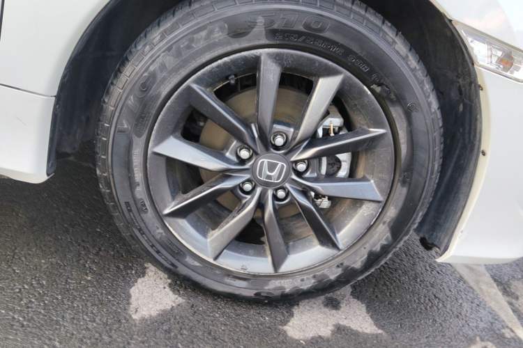 Used Honda Civic 2019 220TURBO Manual Jinkong Edition China VI Right Front Wheel Hub